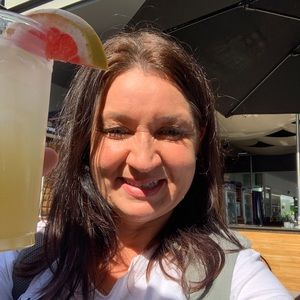 Meet your Posher, Cristie